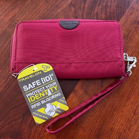 NEW Travelon RFID Blocking Safe ID Wallet With Wrist Strap & Zipper Closure In B - Picture 1 of 8